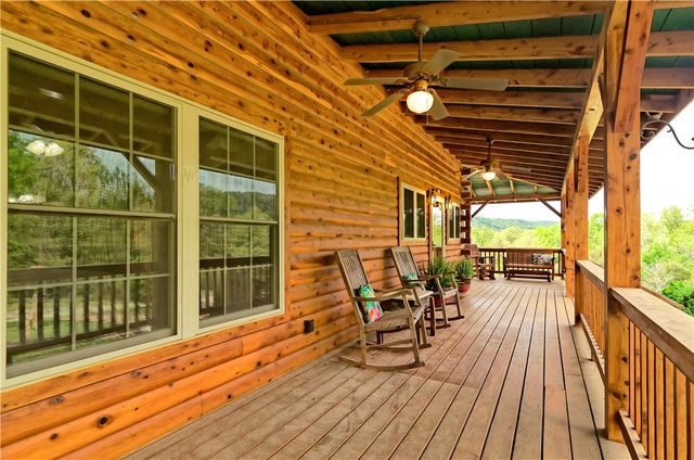 8200 Highway 221, Eureka Springs, AR 72632