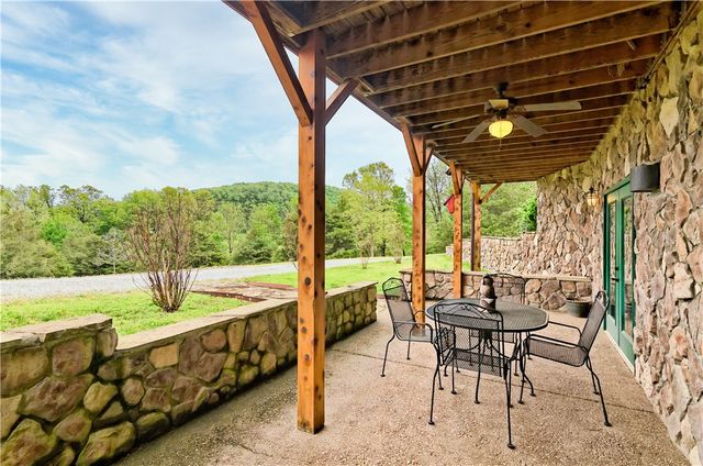 8200 Highway 221, Eureka Springs, AR 72632