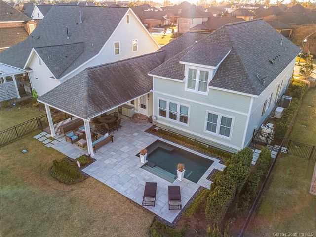 5839 Lakeview Lane, Lake Charles, LA 70605