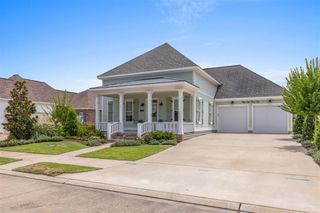 5839 Lakeview Lane, Lake Charles, LA 70605