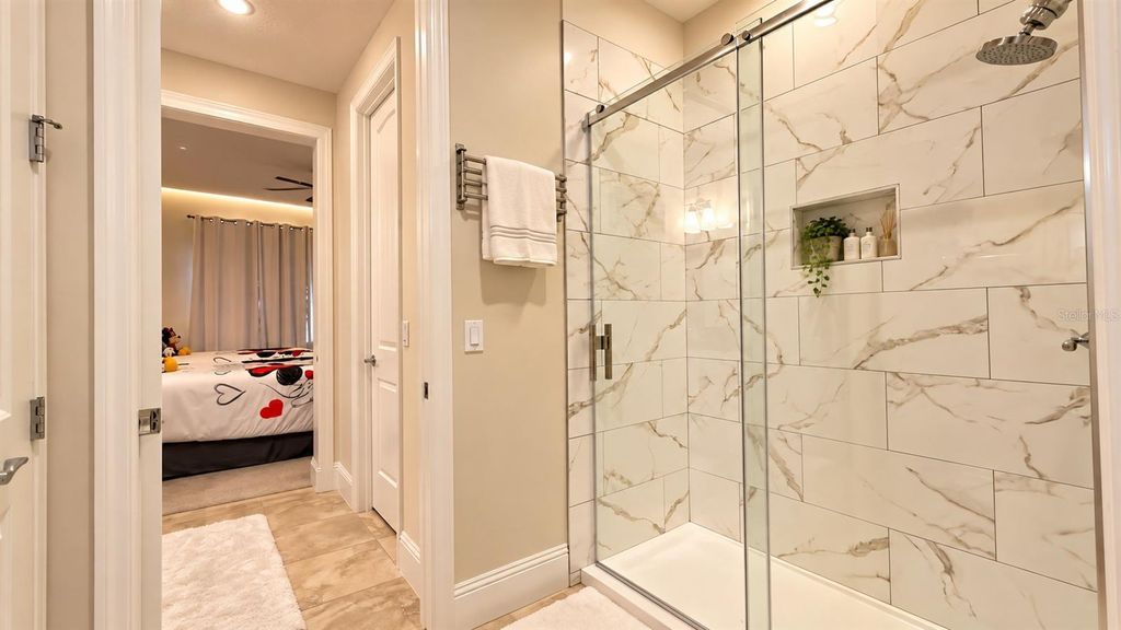 Image 38 of property listing at 9500 PRINCE HARRY DRIVE, Orlando, FL 32836