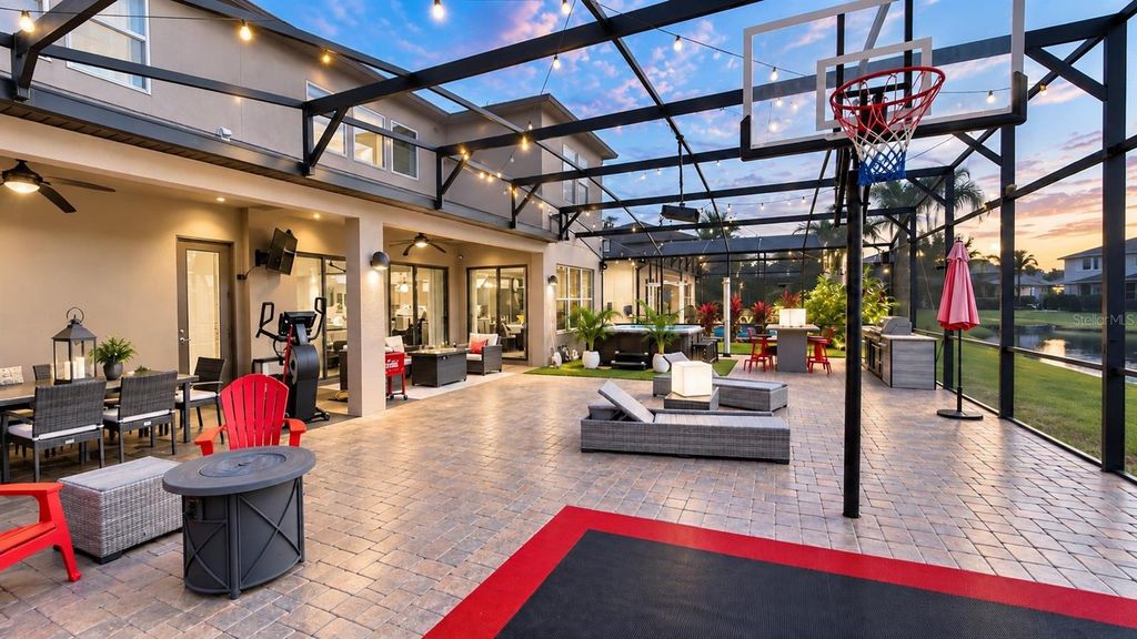 Image 5 of property listing at 9500 PRINCE HARRY DRIVE, Orlando, FL 32836