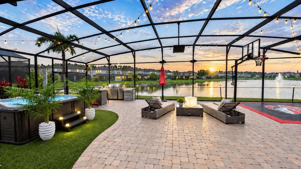 Image 6 of property listing at 9500 PRINCE HARRY DRIVE, Orlando, FL 32836