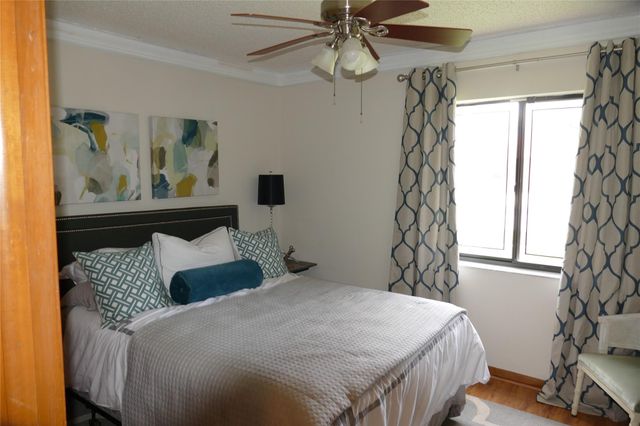 1066 NW 97th Avenue, Plantation, FL 33322