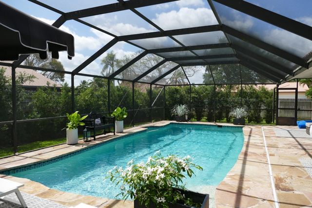 1066 NW 97th Avenue, Plantation, FL 33322