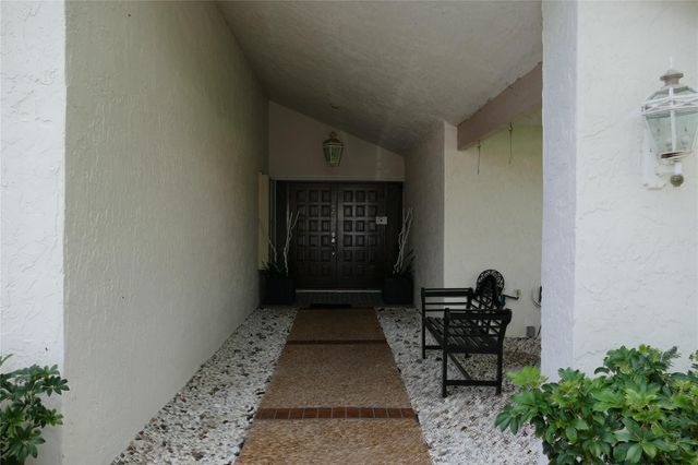 1066 NW 97th Avenue, Plantation, FL 33322