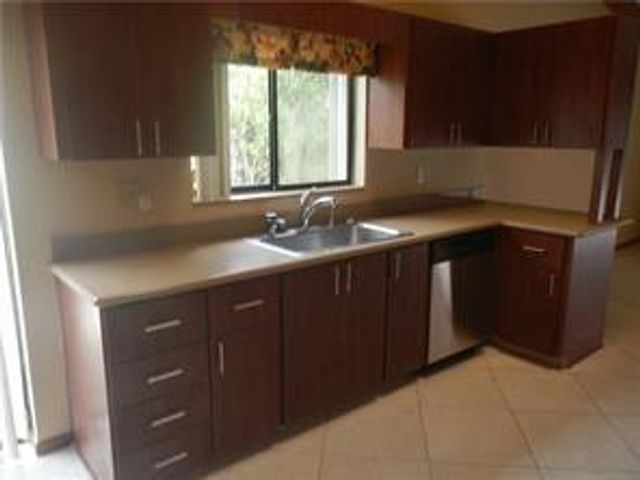 1066 NW 97th Avenue, Plantation, FL 33322