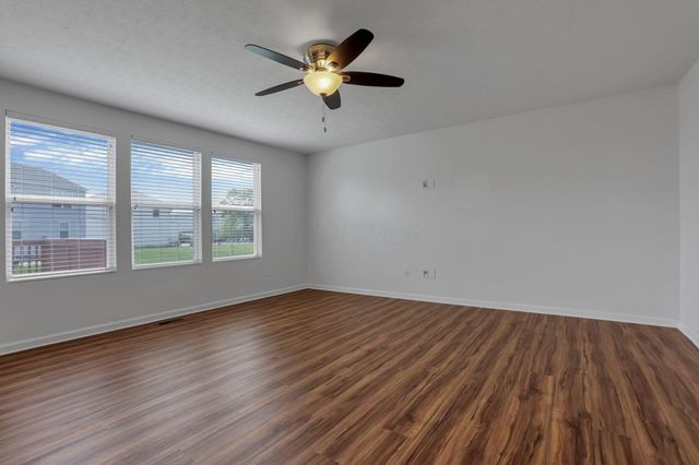 346 Glen Crossing Drive, Etna, OH 43062