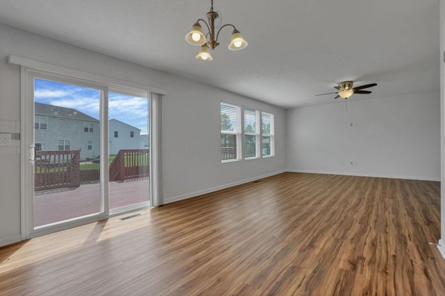 346 Glen Crossing Drive, Etna, OH 43062