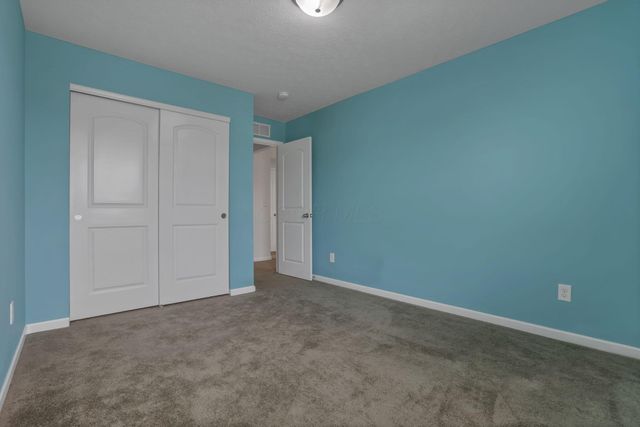 346 Glen Crossing Drive, Etna, OH 43062