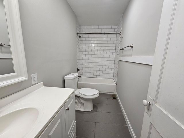 1068 Scott Street, Columbus, OH 43222