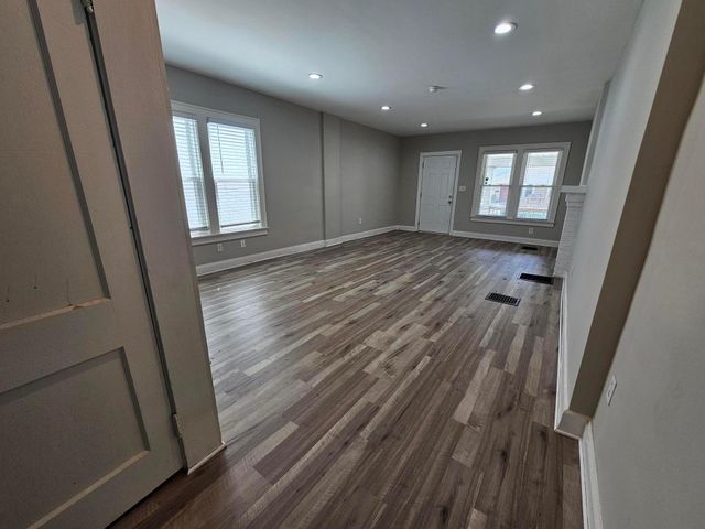 1068 Scott Street, Columbus, OH 43222