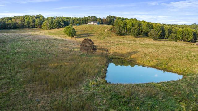 610 Summer City Firetower Road, Pikeville, TN 37367