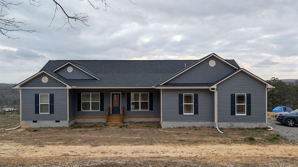 610 Summer City Firetower Road, Pikeville, TN 37367
