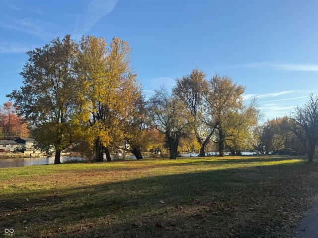 252 Riverwood Drive, Noblesville, IN 46062