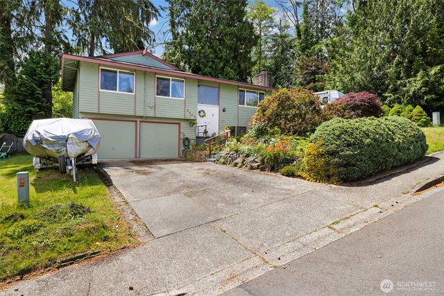 2613 S 300th Street, Federal Way, WA 98003