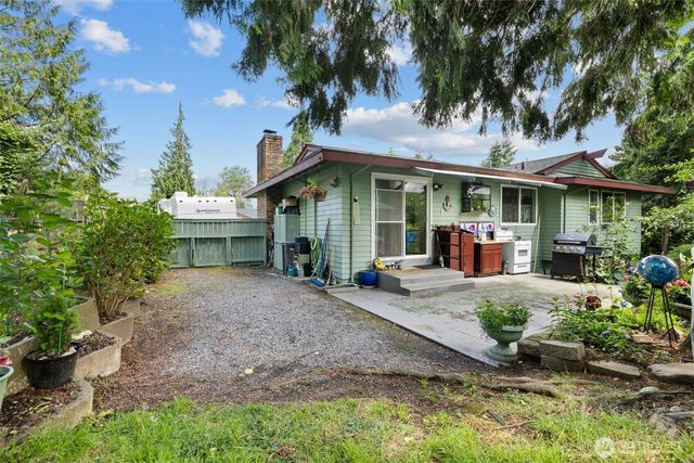 2613 S 300th Street, Federal Way, WA 98003