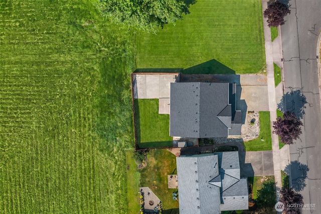 15300 46th Street Ct E, Sumner, WA 98390