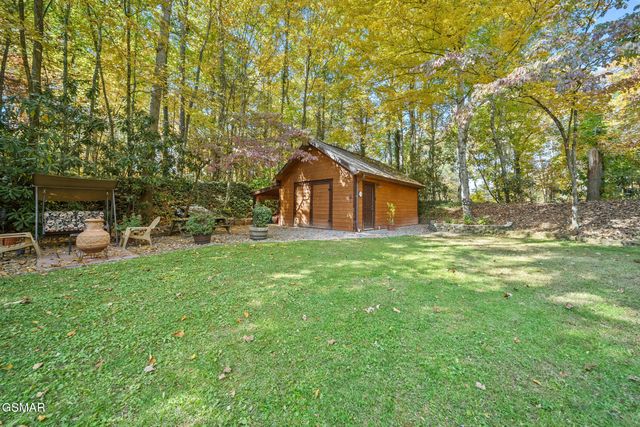 217 Seaton Drive, Gatlinburg, TN 37738