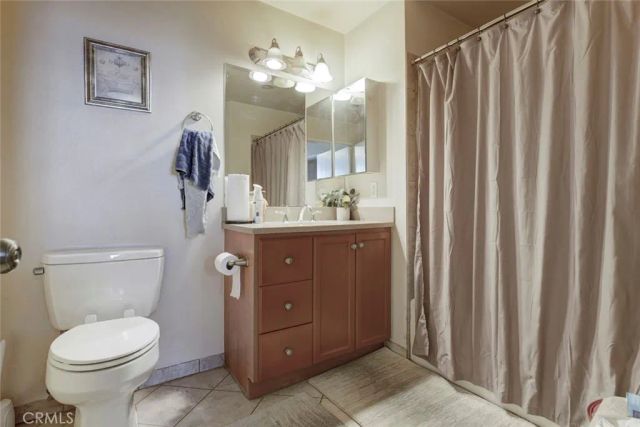 13941 Sherman Way Boulevard, Van Nuys, CA 91405