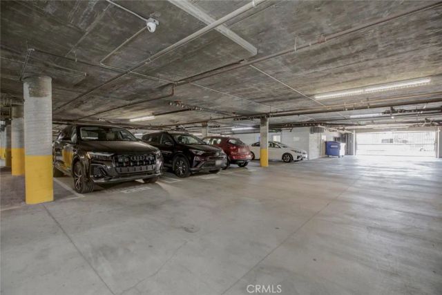 13941 Sherman Way Boulevard, Van Nuys, CA 91405