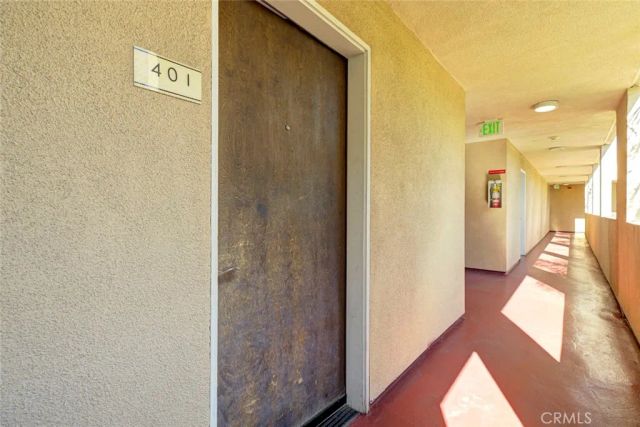 13941 Sherman Way Boulevard, Van Nuys, CA 91405