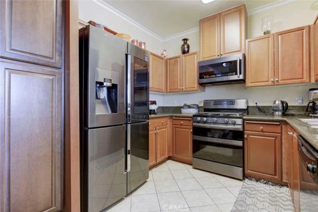 13941 Sherman Way Boulevard, Van Nuys, CA 91405