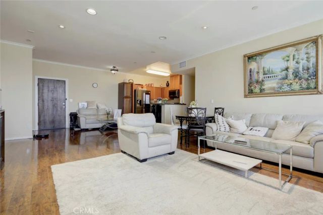 13941 Sherman Way Boulevard, Van Nuys, CA 91405