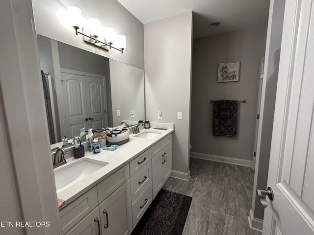 7360 Willow Path Lane, Knoxville, TN 37918