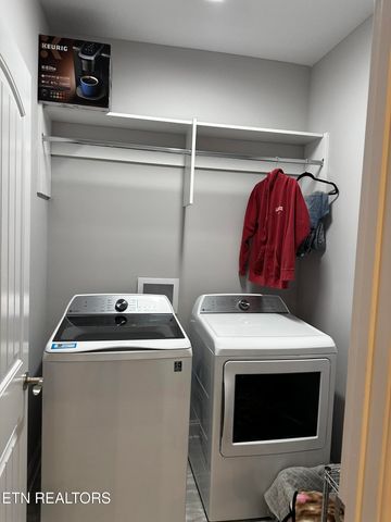 7360 Willow Path Lane, Knoxville, TN 37918