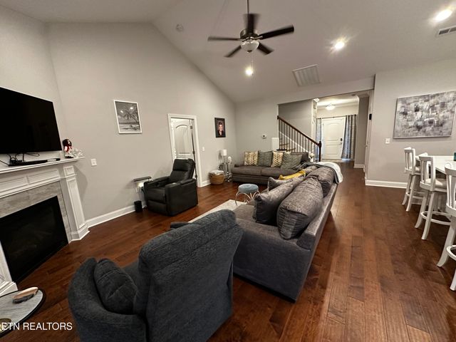 7360 Willow Path Lane, Knoxville, TN 37918