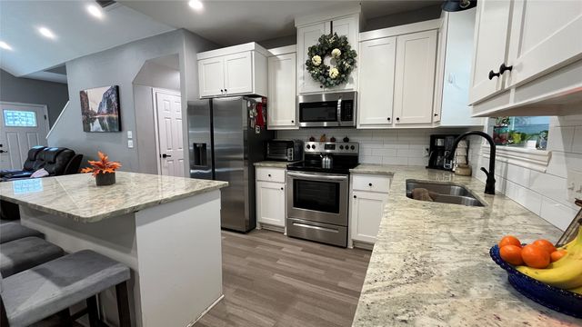 206 Beckham Street W, Sulphur Springs, TX 75482