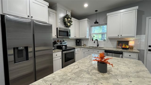 206 Beckham Street W, Sulphur Springs, TX 75482