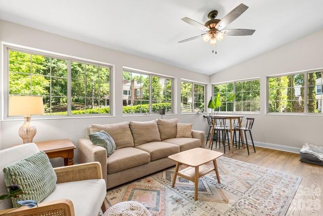 7814 Bradenton Drive, Charlotte, NC 28210