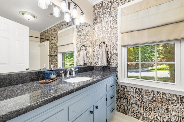 7814 Bradenton Drive, Charlotte, NC 28210
