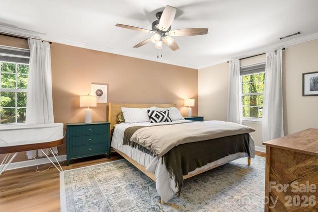 7814 Bradenton Drive, Charlotte, NC 28210