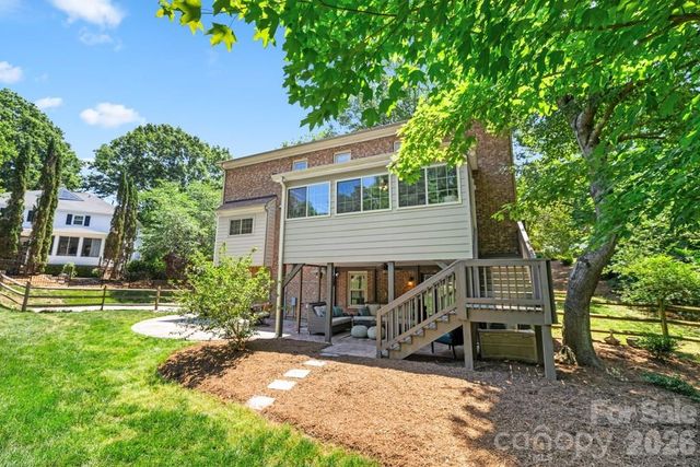 7814 Bradenton Drive, Charlotte, NC 28210