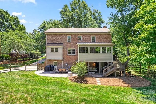 7814 Bradenton Drive, Charlotte, NC 28210