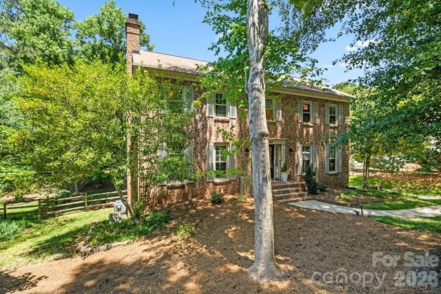 7814 Bradenton Drive, Charlotte, NC 28210