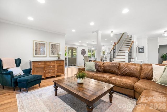 7814 Bradenton Drive, Charlotte, NC 28210