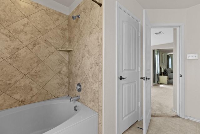 205 Sheepshank DR, Georgetown, TX 78633