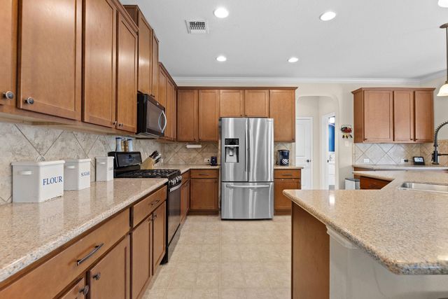 205 Sheepshank DR, Georgetown, TX 78633