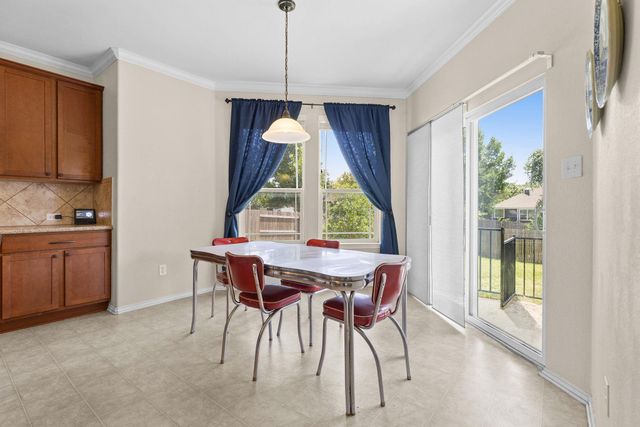 205 Sheepshank DR, Georgetown, TX 78633