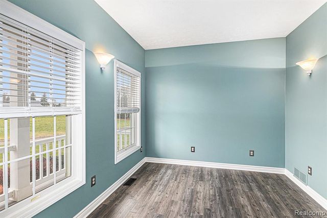 4850 Hogback Road, Fowlerville, MI 48836