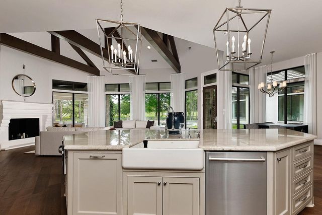 23 N Fazio Way, The Woodlands, TX 77389
