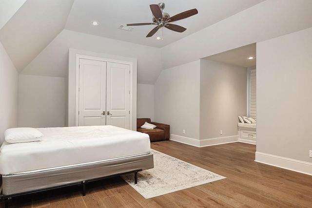 23 N Fazio Way, The Woodlands, TX 77389