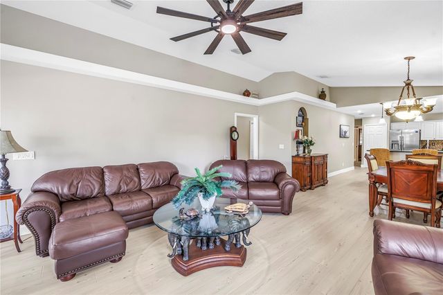 786 59TH AVENUE NE, St Petersburg, FL 33703