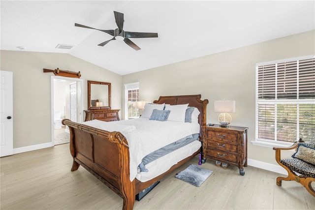 786 59TH AVENUE NE, St Petersburg, FL 33703