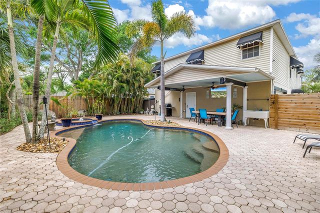 786 59TH AVENUE NE, St Petersburg, FL 33703