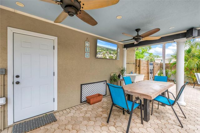 786 59TH AVENUE NE, St Petersburg, FL 33703